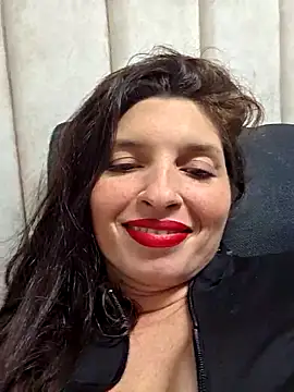 Snapshot of Azahara_Amin_ chatting on September 26, 2025, 3:35 am Azahara Amin  online show from September 26, 2025, 3:35 am