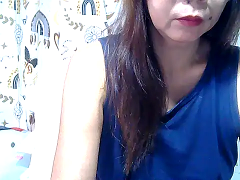 urwife tobe online show from March 25, 2026, 8:08 pm