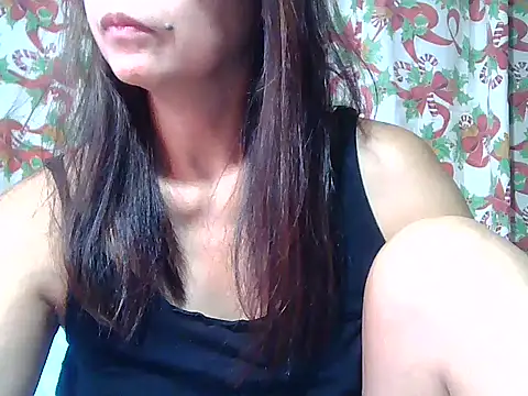 urwife tobe online show from December 20, 2025, 6:33 pm