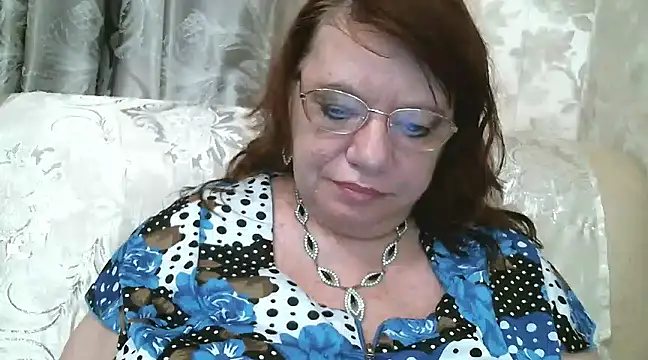 SusanaAhSun online show from January 13, 2025, 3:04 pm