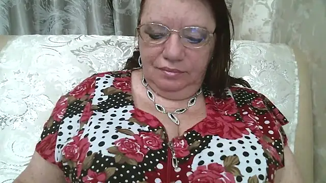 Snapshot of SusanaAhSun chatting on May 15, 2026, 11:30 am SusanaAhSun online show from May 15, 2026, 11:30 am
