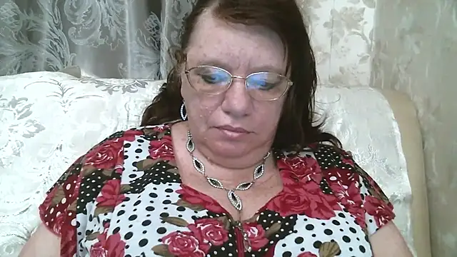 Snapshot of SusanaAhSun chatting on June 8, 2026, 11:00 am SusanaAhSun online show from June 8, 2026, 11:00 am