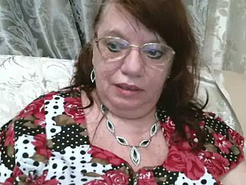 SusanaAhSun online show from January 27, 2025, 3:07 pm