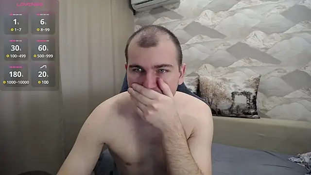 SerzhKorol1 online show from March 10, 2025, 9:56 am
