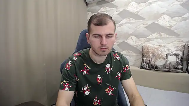 Snapshot of SerzhKorol1 chatting on October 19, 2025, 7:00 am SerzhKorol1 online show from October 19, 2025, 7:00 am