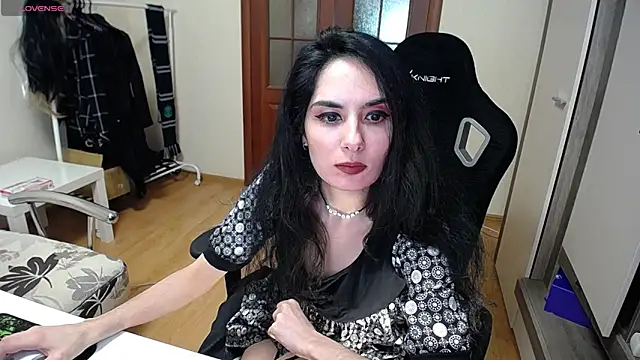 The Blacksphinxxx online show from April 8, 2026, 3:24 pm