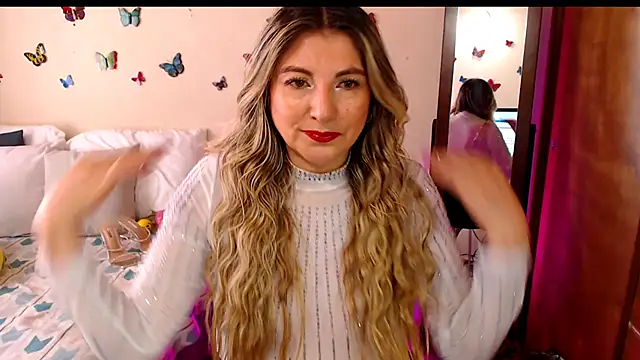 Snapshot of Jolie-Mature chatting on February 2, 2026, 7:13 pm Jolie-Mature online show from February 2, 2026, 7:13 pm