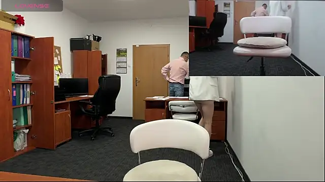 Snapshot of legsLONG chatting on March 18, 2025, 5:02 am legsLONG online show from March 18, 2025, 5:02 am