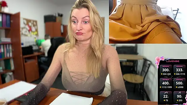 Snapshot of legsLONG chatting on February 19, 2025, 5:16 am legsLONG online show from February 19, 2025, 5:16 am