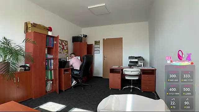 Snapshot of legsLONG chatting on March 20, 2025, 11:16 am legsLONG online show from March 20, 2025, 11:16 am