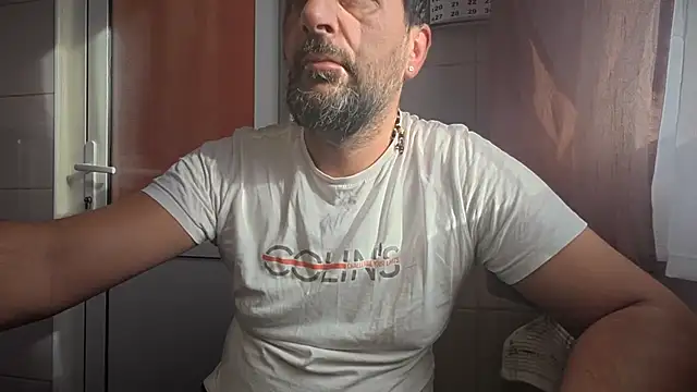 Snapshot of TigerOne19 chatting on October 30, 2025, 7:28 am TigerOne19 online show from October 30, 2025, 7:28 am