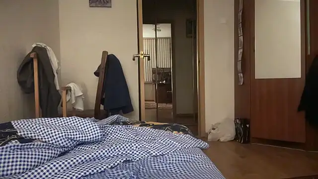 Snapshot of Lamonteik chatting on September 21, 2025, 9:42 pm Lamonteik online show from September 21, 2025, 9:42 pm