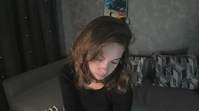 KristinaLoison online show from September 29, 2025, 3:28 pm