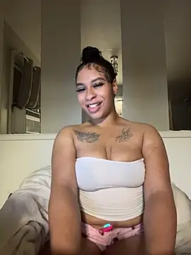 mellowyelloo online show from July 16, 2026, 4:20 am