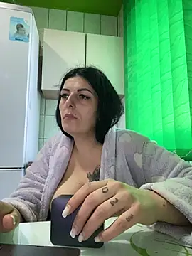 Snapshot of Mary_Hot_ chatting on February 16, 2026, 3:43 pm Mary Hot online show from February 16, 2026, 3:43 pm