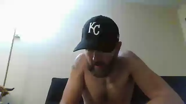 KBizzle84 online show from September 16, 2025, 1:28 am