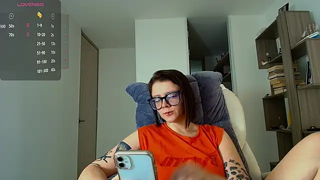 Snapshot of Arya_starrk chatting on October 15, 2025, 2:36 pm Arya starrk online show from October 15, 2025, 2:36 pm