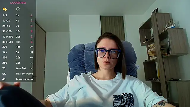 Snapshot of Arya_starrk chatting on October 22, 2025, 1:54 pm Arya starrk online show from October 22, 2025, 1:54 pm