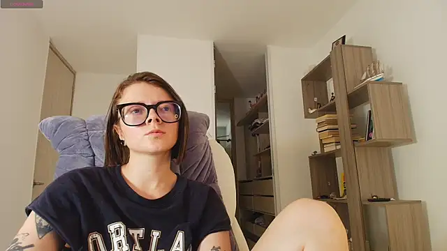 Snapshot of Arya_starrk chatting on September 23, 2025, 3:52 pm Arya starrk online show from September 23, 2025, 3:52 pm