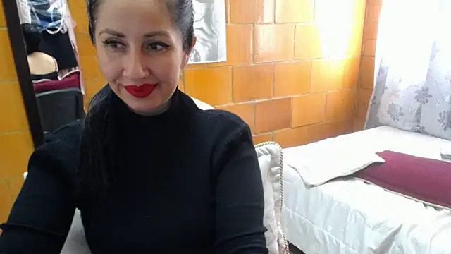 Snapshot of charlote_temple chatting on September 27, 2025, 1:39 pm charlote temple online show from September 27, 2025, 1:39 pm