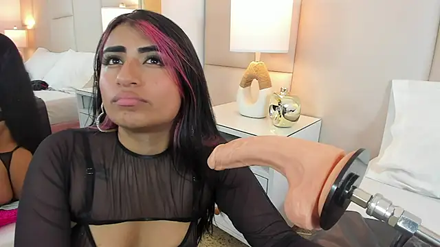 Snapshot of AntoniaRoss_ chatting on February 22, 2025, 8:20 pm AntoniaRoss  online show from February 22, 2025, 8:20 pm