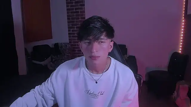 Thomass clark online show from April 18, 2026, 12:57 am