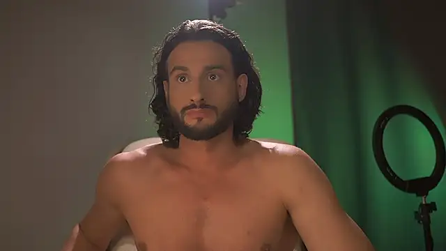 Keen   Luckystrike online show from October 14, 2025, 7:14 pm