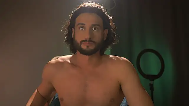 Keen   Luckystrike online show from October 4, 2025, 1:34 pm