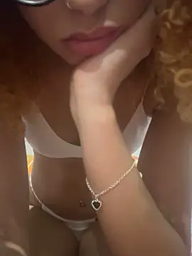 Snapshot of laisviana21 chatting on November 6, 2025, 8:57 pm laisviana21 online show from November 6, 2025, 8:57 pm