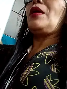 Snapshot of kelly_dirty_ chatting on October 1, 2025, 1:00 am kelly dirty online show from October 1, 2025, 1:00 am