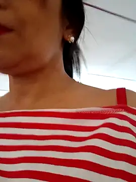 Snapshot of kelly_dirty_ chatting on October 8, 2025, 7:03 pm kelly dirty online show from October 8, 2025, 7:03 pm