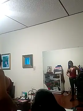 kelly dirty  online show from March 11, 2026, 3:39 pm