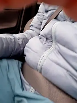 feathersify online show from December 15, 2025, 8:09 am