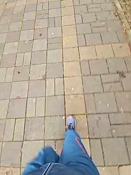 feathersify online show from December 2, 2025, 8:49 am