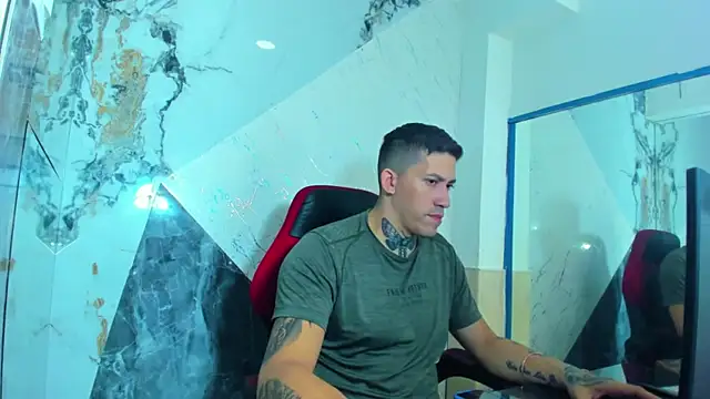 Snapshot of yeckodream chatting on November 27, 2025, 6:14 am yeckodream online show from November 27, 2025, 6:14 am