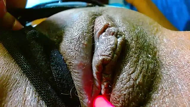 Snapshot of bethanywilson_23 chatting on December 20, 2025, 12:52 pm bethanywilson 23 online show from December 20, 2025, 12:52 pm