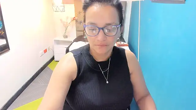 Snapshot of MarilynMiilf_ chatting on December 13, 2024, 4:54 am MarilynMiilf online show from December 13, 2024, 4:54 am
