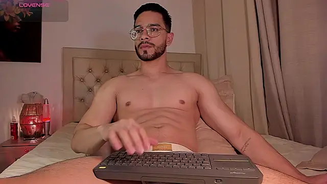 Snapshot of Josseph1_ chatting on October 10, 2025, 2:12 am Josseph1  online show from October 10, 2025, 2:12 am