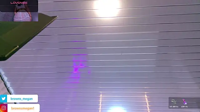 Megan browns1 online show from April 10, 2026, 1:07 pm