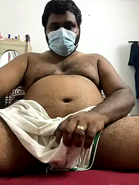 godmail100 online show from November 8, 2025, 1:36 pm