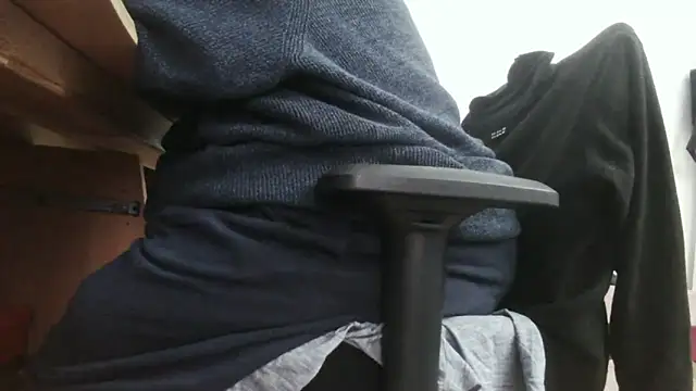 Snapshot of chubbysmallcock@xh chatting on March 22, 2025, 4:58 pm chubbysmallcockxh online show from March 22, 2025, 4:58 pm