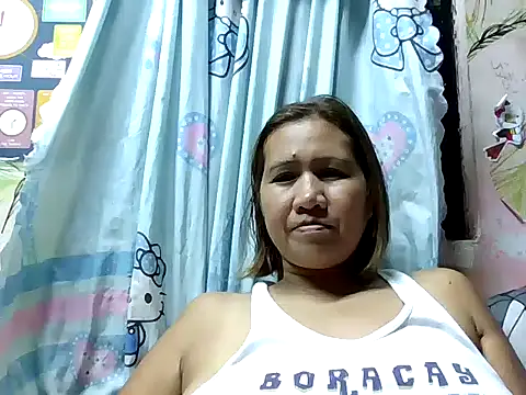 sweet smile4u online show from October 24, 2025, 9:30 am