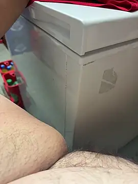 buri232 online show from November 7, 2025, 1:37 pm