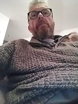Snapshot of kempsilk chatting on February 13, 2026, 7:36 pm kempsilk online show from February 13, 2026, 7:36 pm