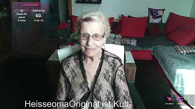 HeisseomaOriginal online show from June 1, 2026, 7:08 am