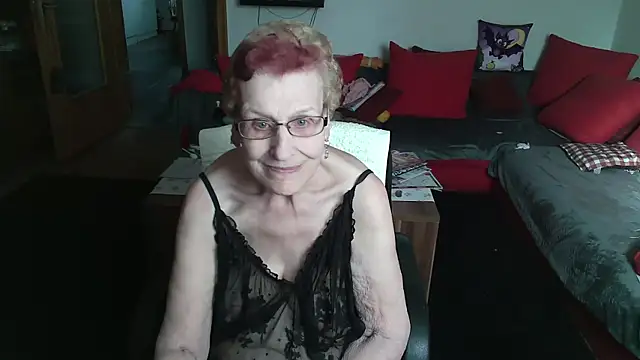 HeisseomaOriginal online show from April 16, 2026, 7:09 am