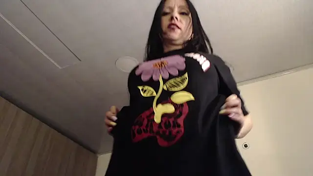 Snapshot of Selene93 chatting on November 15, 2025, 8:13 pm Selene93 online show from November 15, 2025, 8:13 pm