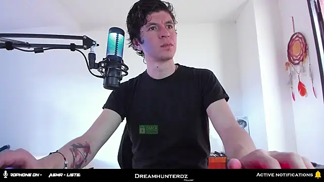 Snapshot of Headhunterdz chatting on September 21, 2025, 8:14 pm Headhunterdz online show from September 21, 2025, 8:14 pm