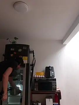 Snapshot of Headhunterdz chatting on September 28, 2025, 8:05 pm Headhunterdz online show from September 28, 2025, 8:05 pm