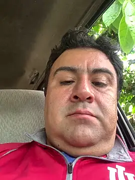 EmilianoGt online show from October 16, 2025, 8:28 pm